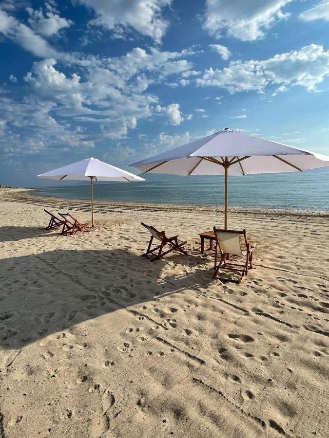 Beach Front Lofts, La Ventana Екстериор снимка