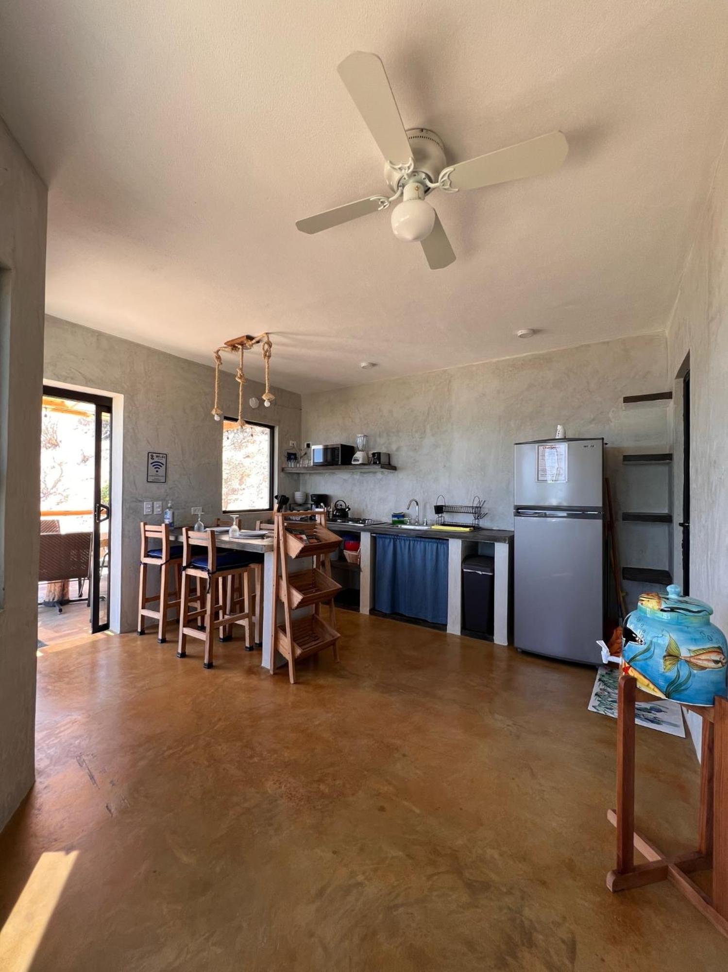 Beach Front Lofts, La Ventana Екстериор снимка