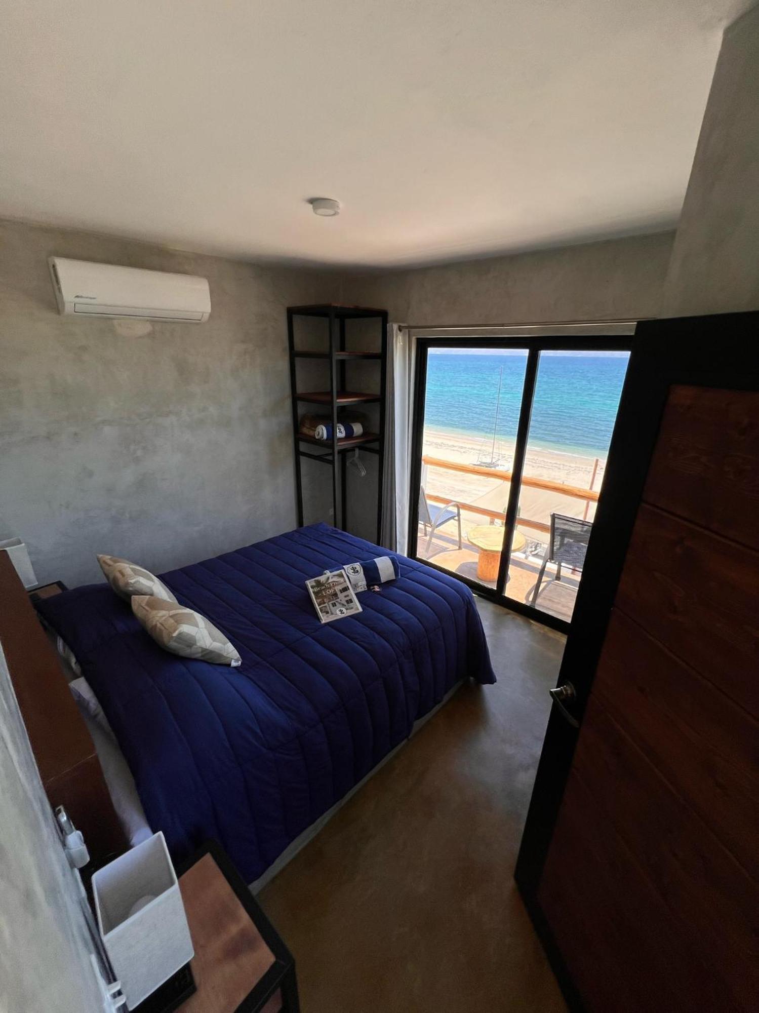 Beach Front Lofts, La Ventana Екстериор снимка