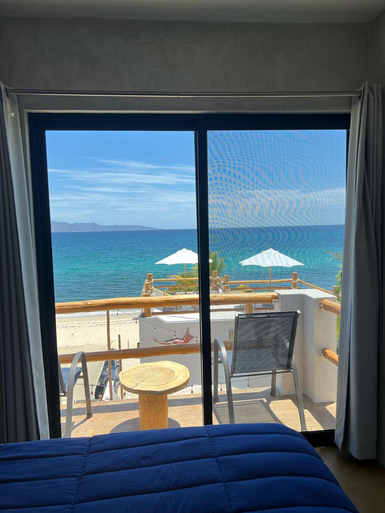 Beach Front Lofts, La Ventana Екстериор снимка